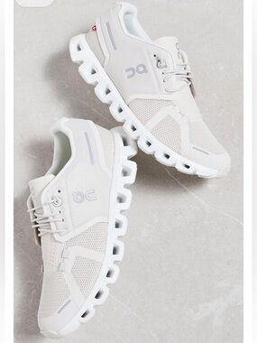 On Cloud 5 Pearl/White Womens 9.5